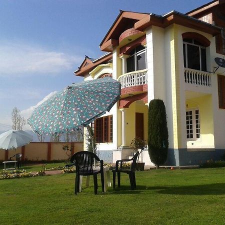 Asif Guest House Srīnagar Kültér fotó